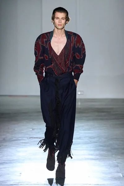 Look 38